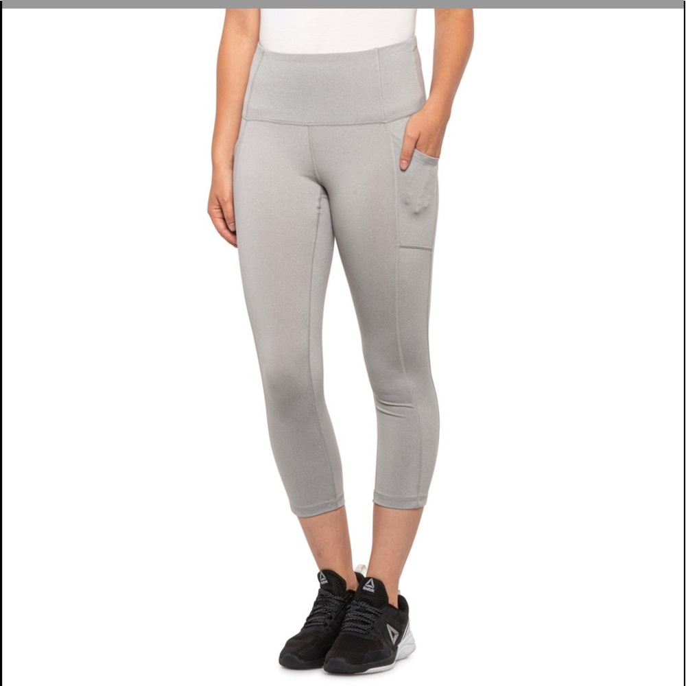 🆕 RBX High-Waist Capris Gray size large